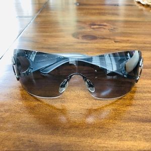 Chanel Fashion Frameless CC Logo Sunglasses